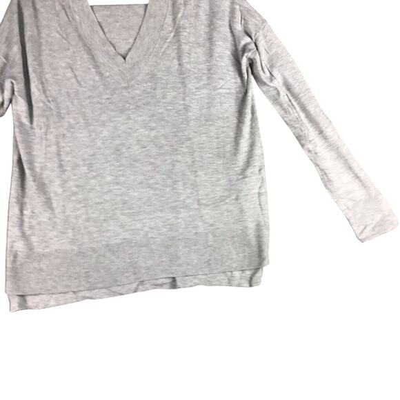 Chelsea 28 Women’s XS Oversized V-Neck Sweater Hi-Low Hem Gray Cashmere Blend - Picture 8 of 10